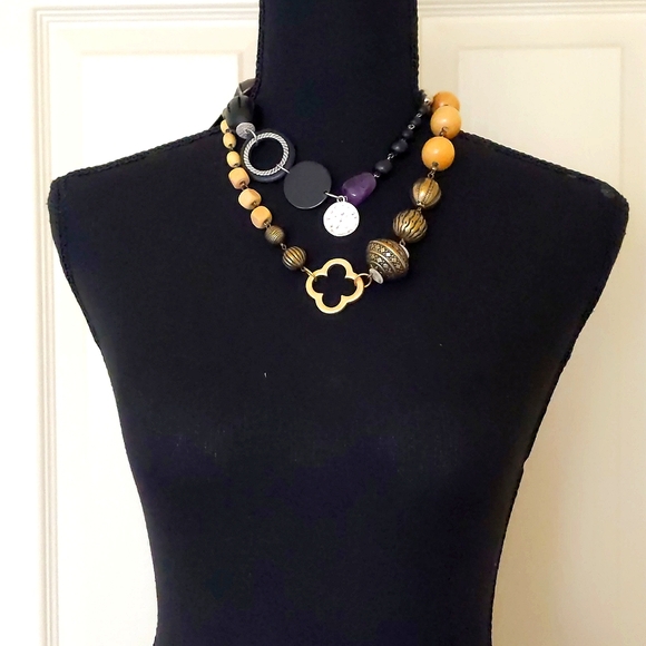 NWT. The Limited Multiple Shapes/Colors/Materials Chained Necklace. - Picture 2 of 5